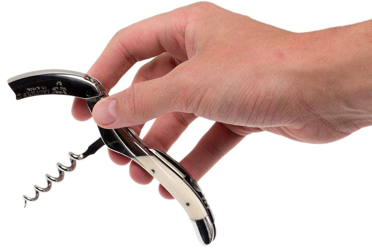 Laguiole En Aubrac Couteau Sommelier Corne De Buffle Blanche LSI1 6 Laguiole En Aubrac Couteau Sommelier Corne De Buffle Blanche LSI1 – Image 4