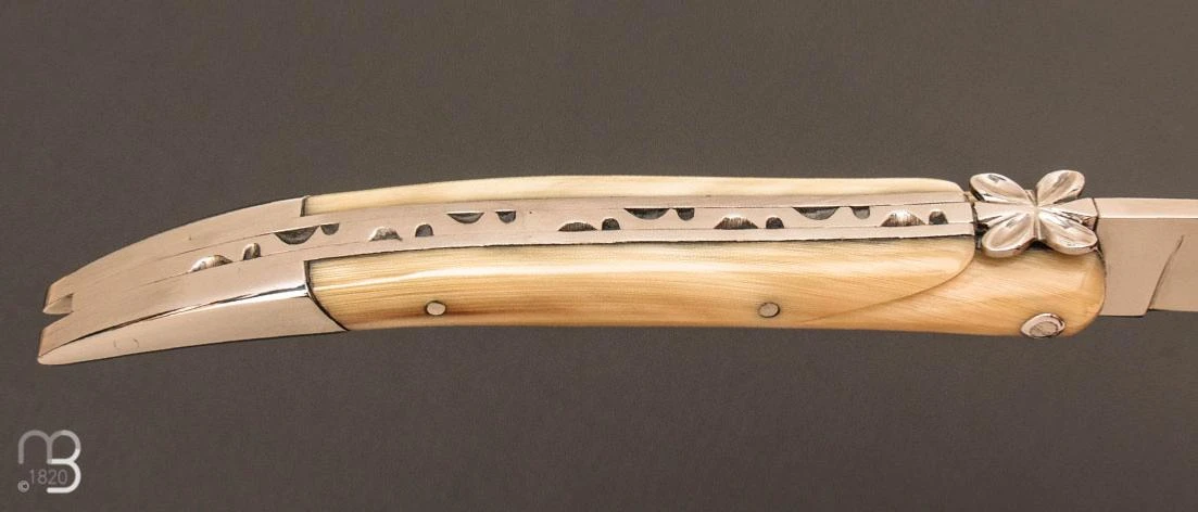 Couteau " L'Aubracien " Par Laguiole En Aubrac - Pointe De Corne 6 Couteau " L'Aubracien " Par Laguiole En Aubrac - Pointe De Corne – Image 4