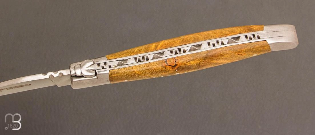 Couteau Laguiole Aubrac 12 Cm Cheese Wood 5 Couteau Laguiole Aubrac 12 Cm Cheese Wood – Image 3