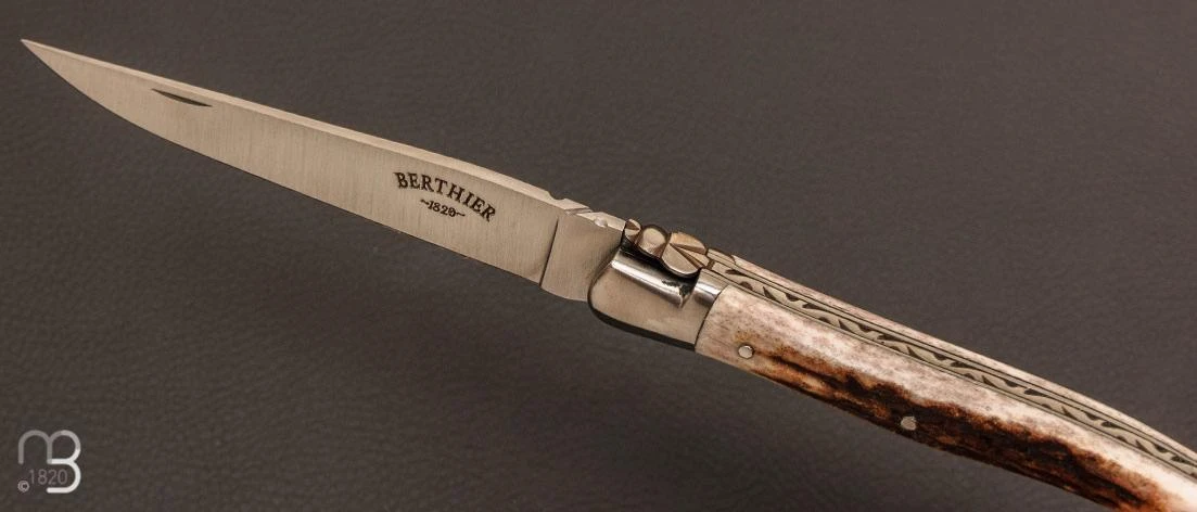 Couteau " Laguiole Berthier " Bois De Cerf 13 Cm Lame En Acier XC75 5 Couteau " Laguiole Berthier " Bois De Cerf 13 Cm Lame En Acier XC75 – Image 3