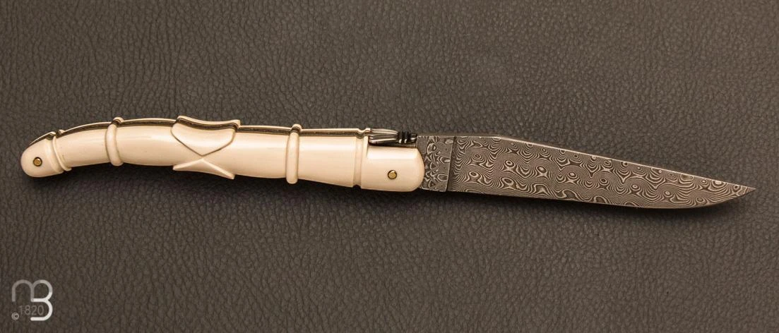 Couteau De Collection Laguiole 13 Cm Aile De Pigeon Ivoire De Mammouth Et Damas Par Virgilio Munoz 4 Couteau De Collection Laguiole 13 Cm Aile De Pigeon Ivoire De Mammouth Et Damas Par Virgilio Munoz – Image 2