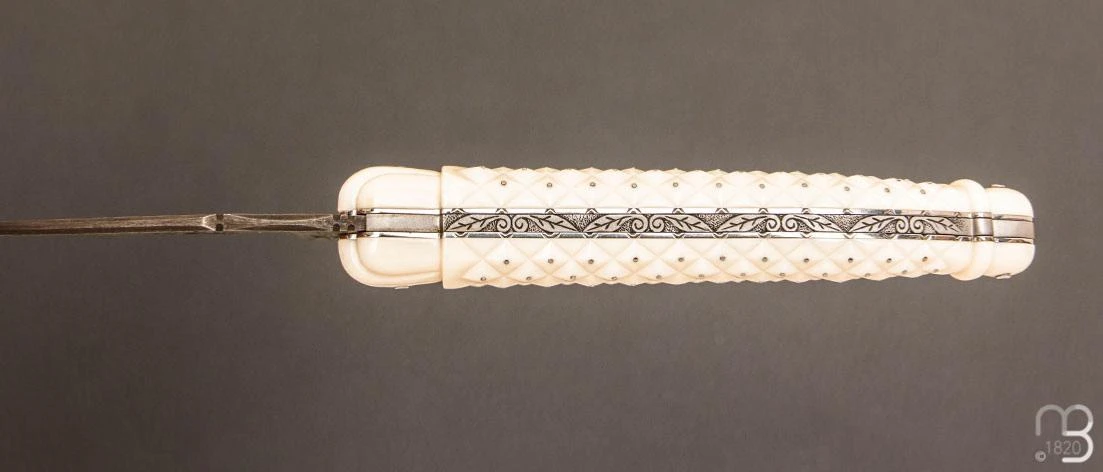 Couteau " Laguiole Ananas - Damas " De Collection Par Virgilio Munoz - Ivoire De Mammouth 11 Couteau " Laguiole Ananas - Damas " De Collection Par Virgilio Munoz - Ivoire De Mammouth – Image 9