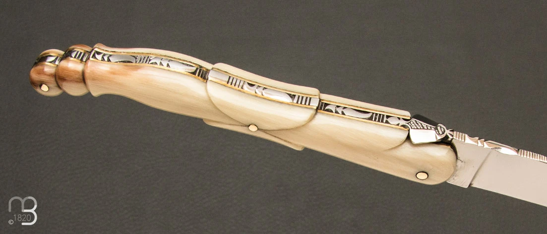 Couteau Laguiole Par Stéphane Rambaud - Aile De Pigeon Corne Blonde 7 Couteau Laguiole Par Stéphane Rambaud - Aile De Pigeon Corne Blonde – Image 5